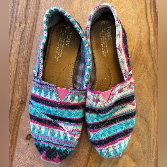 Tom’s Wool Aztec Slip-on Shoe - Picture 4 of 4